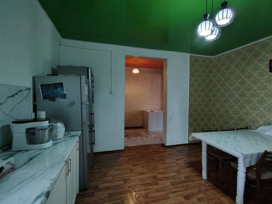 Продам коттедж в мкр. Отрвановка