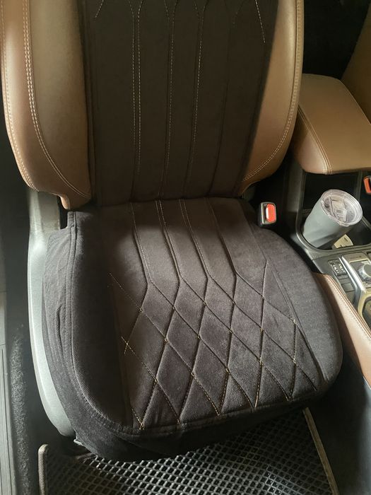 Чехол на авто     ……