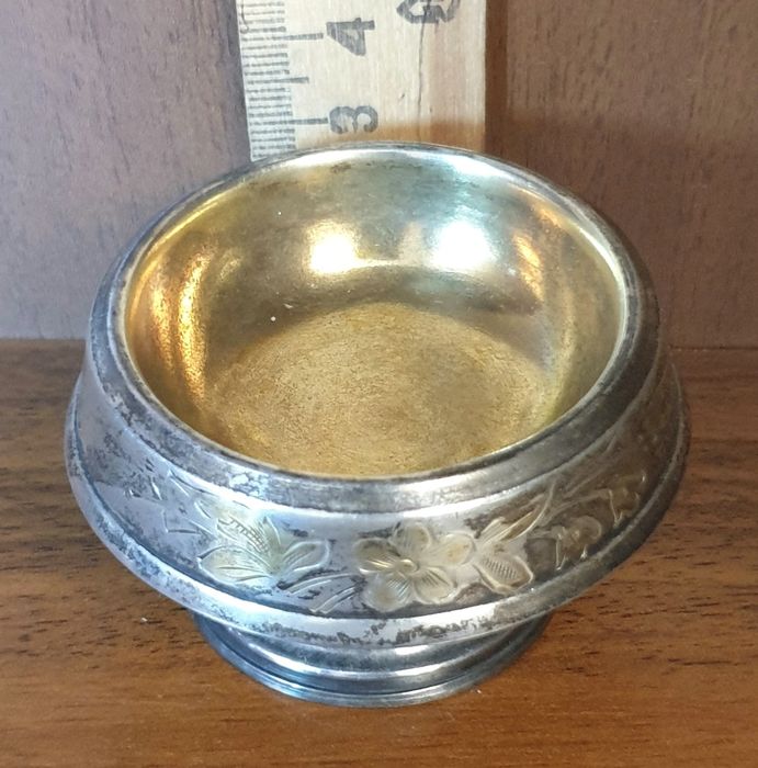 Солонки, кухонная утварь