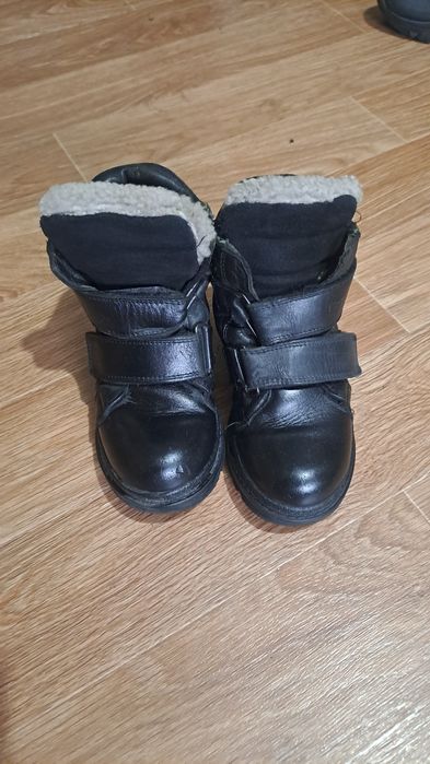 Продам кожаные зимние сапоги