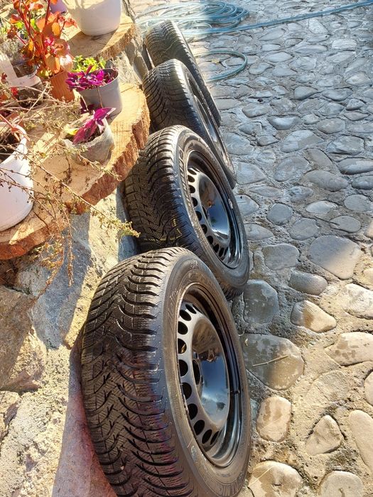 Anvelope Michelin alpin185.60.R15