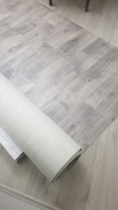 Продам новейшый линолиум