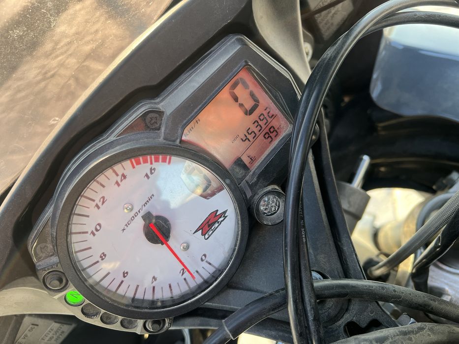 Suzuki GSXR-750 K7
