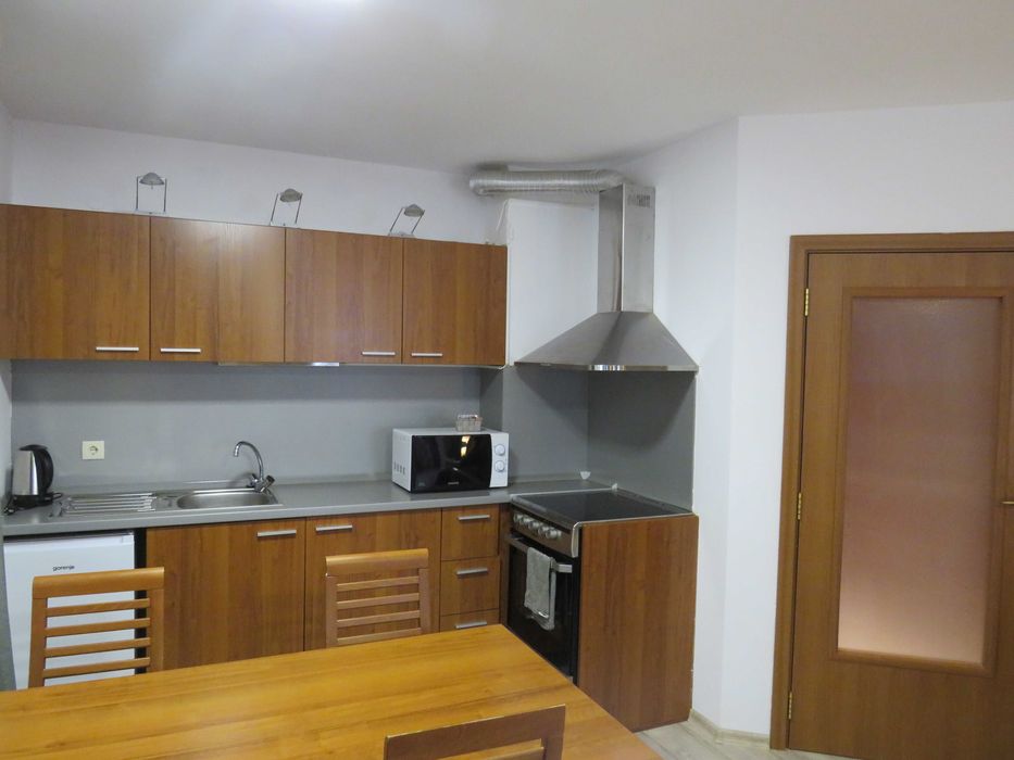 Наскоро реновиран, напълно обзаведен апартамент / реф. 1000-405