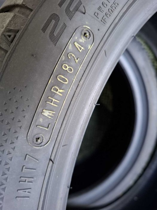 225 40 18 continental falken