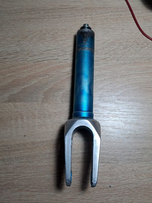 Вилка на трюковой самокат