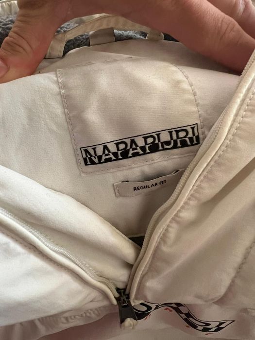 Vând geaca napapijri originala size M 9,7/10