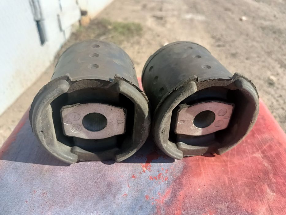 Продам сайлентблоки на БМВ е39