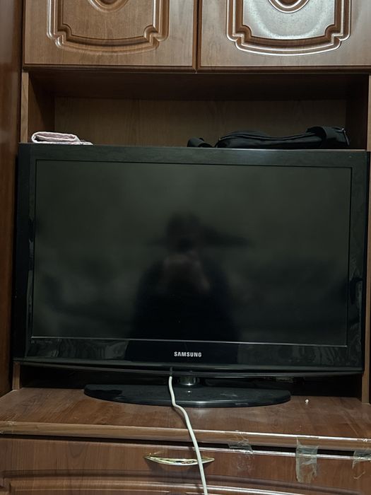 Продаю телевизор (Panasonic)