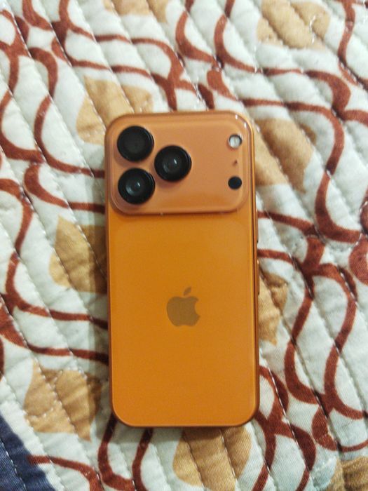 Айфон 17 мини  телефон