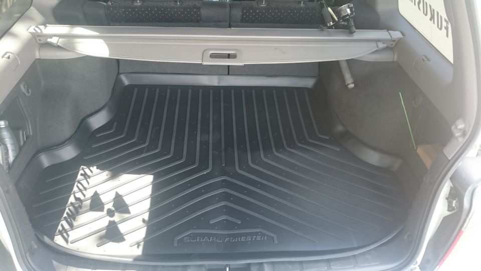 Полик в багажник SUBARU FORESTER SF 1997- новый Россия