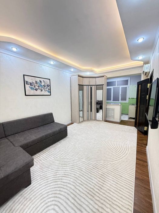 Суточная квартира своя метро чилонзор...