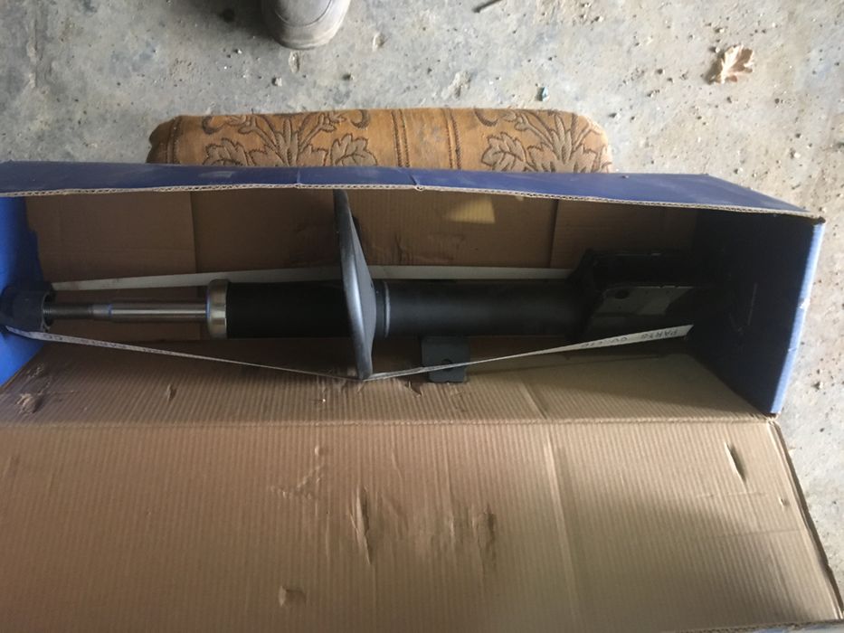 Амортизатор RX 300