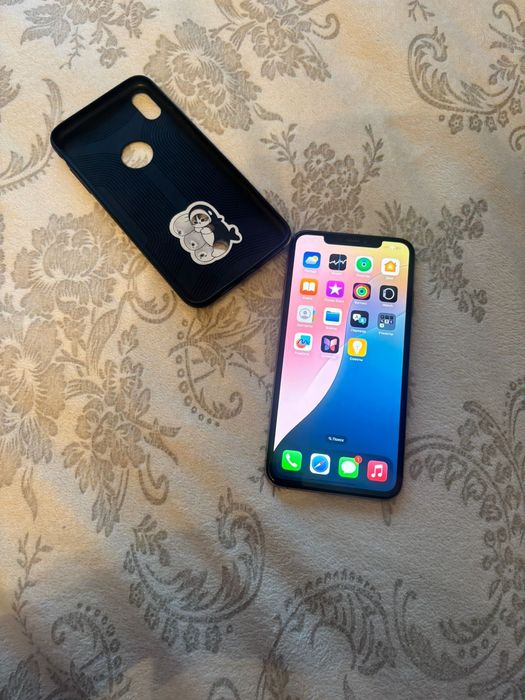 Айфон Хс макс 64гб