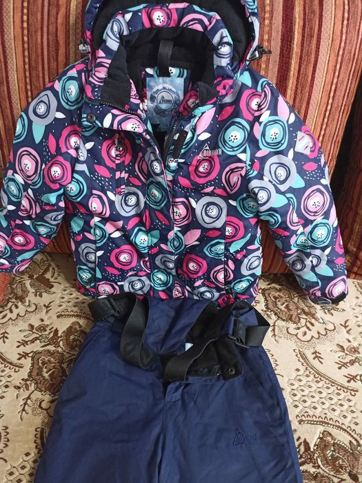 Зимний костюм на девочку