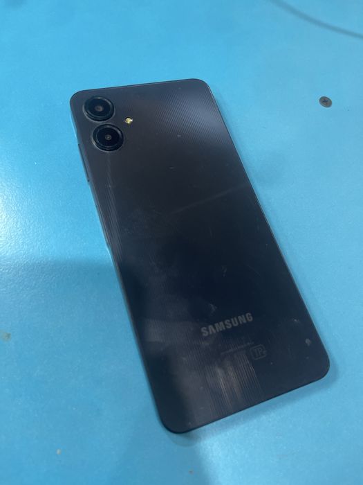 Samsung A06 64gb за 25к
