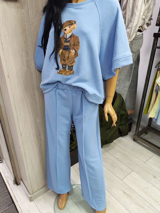 Нов екип от две части