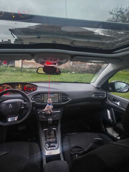 Peugeot 308 1.5 HDI *ПАНОРАМА*