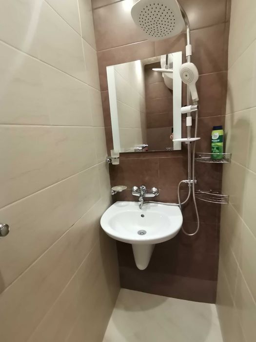 Дава се под наем Двустаен апартамент в Бургас, Център - 55 кв.м за 255 € - Снимка #5