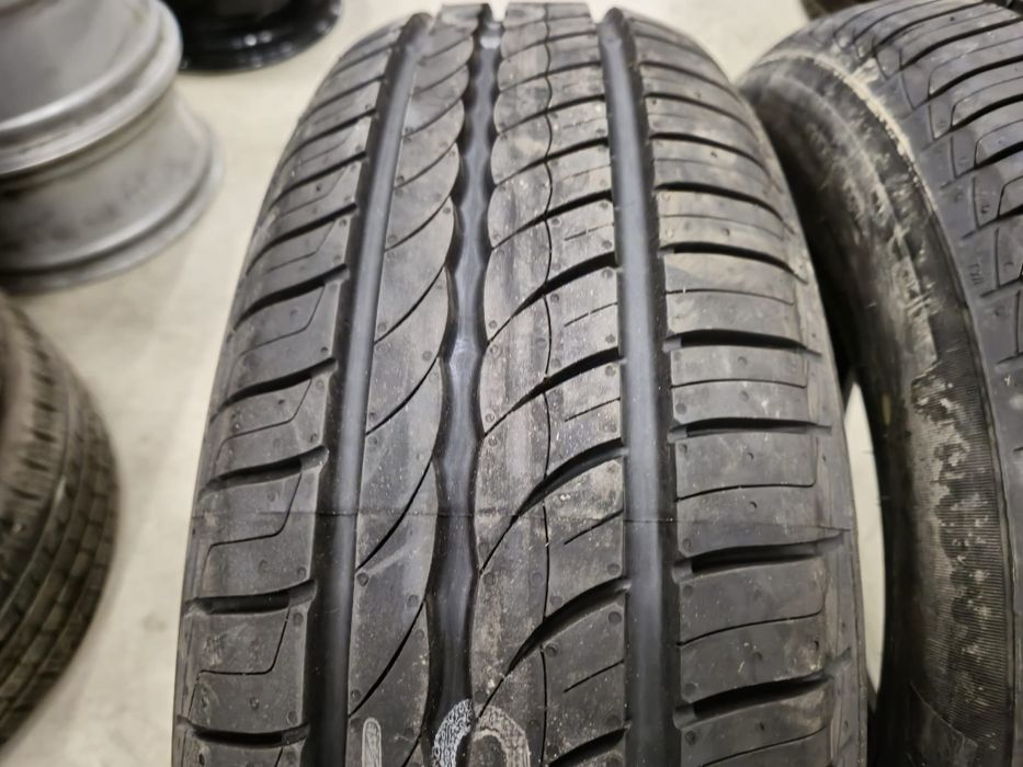 2 anvelope vara noi Pirelli 195 65 15