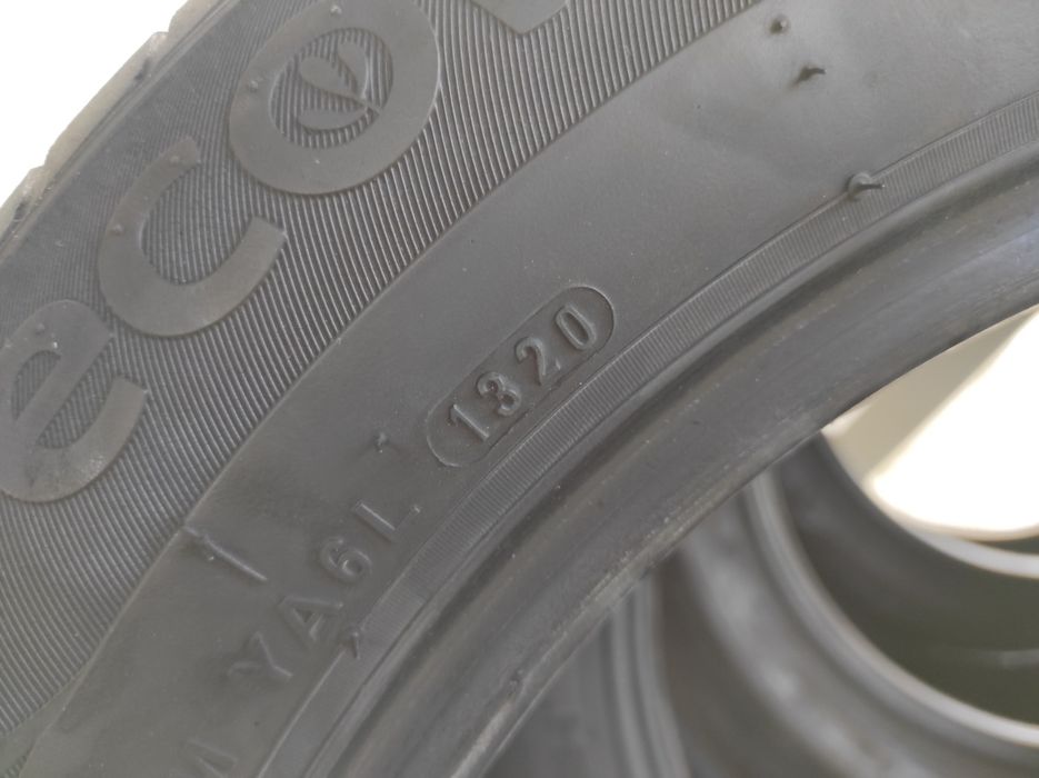 Комплект б/у шины Kumho Ecowing ES01