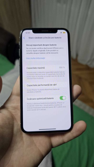 iPhone XS Silver – 64GB – Baterie 100% + 4 Huse Cadou