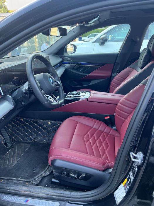 BMW i5 40L 2025 yil