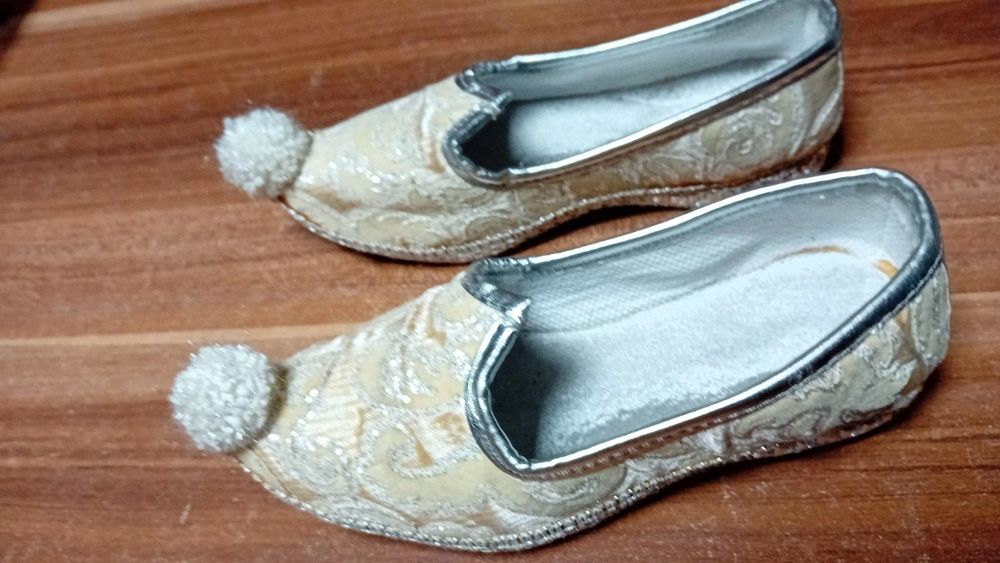 Ритуални  обувки