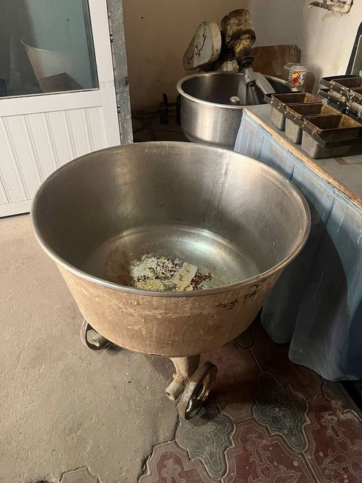 Non maxsulotlari uchun  pechka