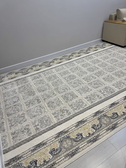 Ковёр (большой 2,5/3,5; маленький 1,2/1,5)