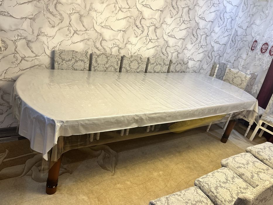 Продается стол 3.5 м