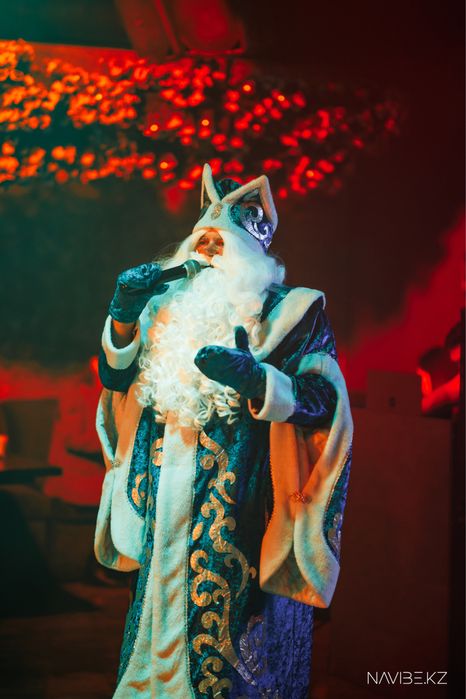 Дед Мороз и Снегурочка