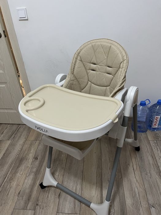 Детский стол для кормления