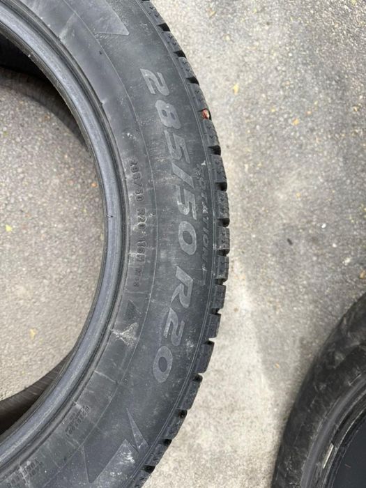 Продам два балона R20