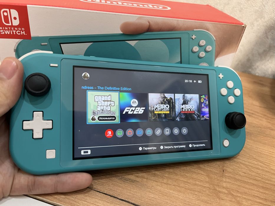 Продам прошитую Nintendo switch lite
