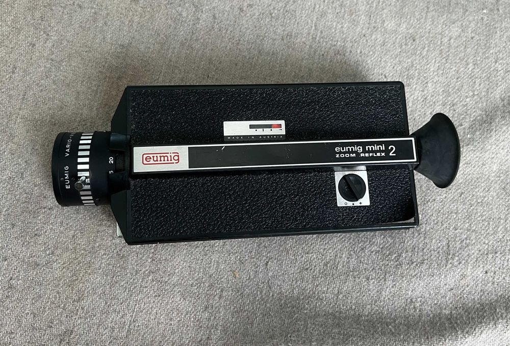 Camera Eumig Mini 2 Zoom Reflex Super 8 – vintage neprobata cu caseta