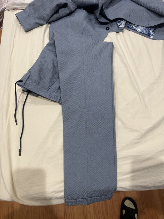 Елегантен костюм