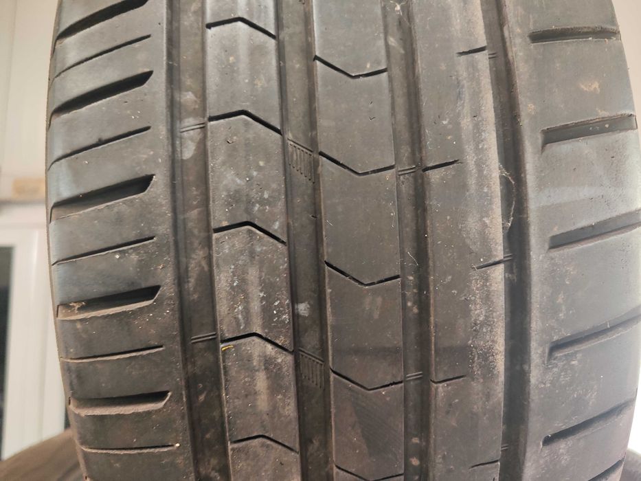 2бр.летни гуми 225/50/17 Vredestein