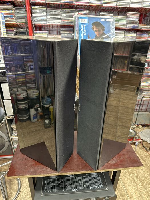 CAV Audio FI-C22 Полочная АС