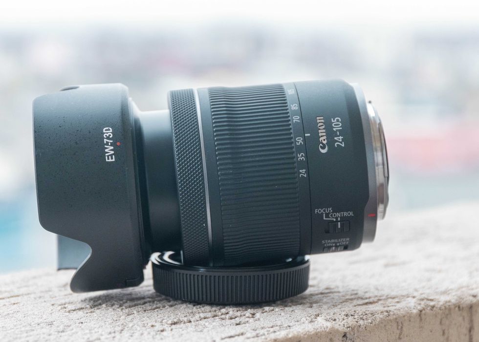 Obiectiv Canon 24-105 RF F4-7.1 IS