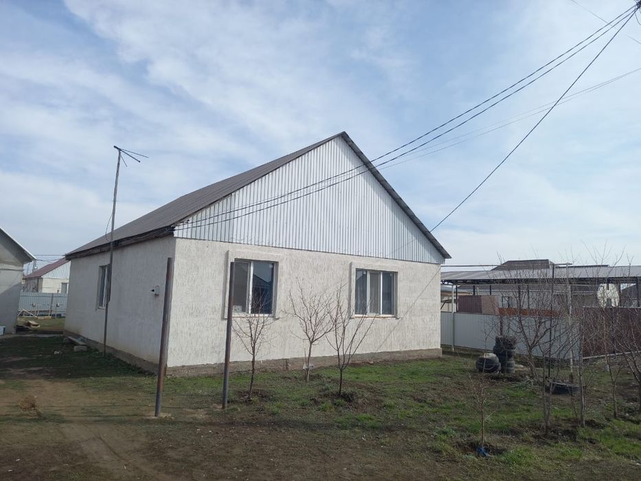 Сарыарқа (Деркул 2) үй сатылады.