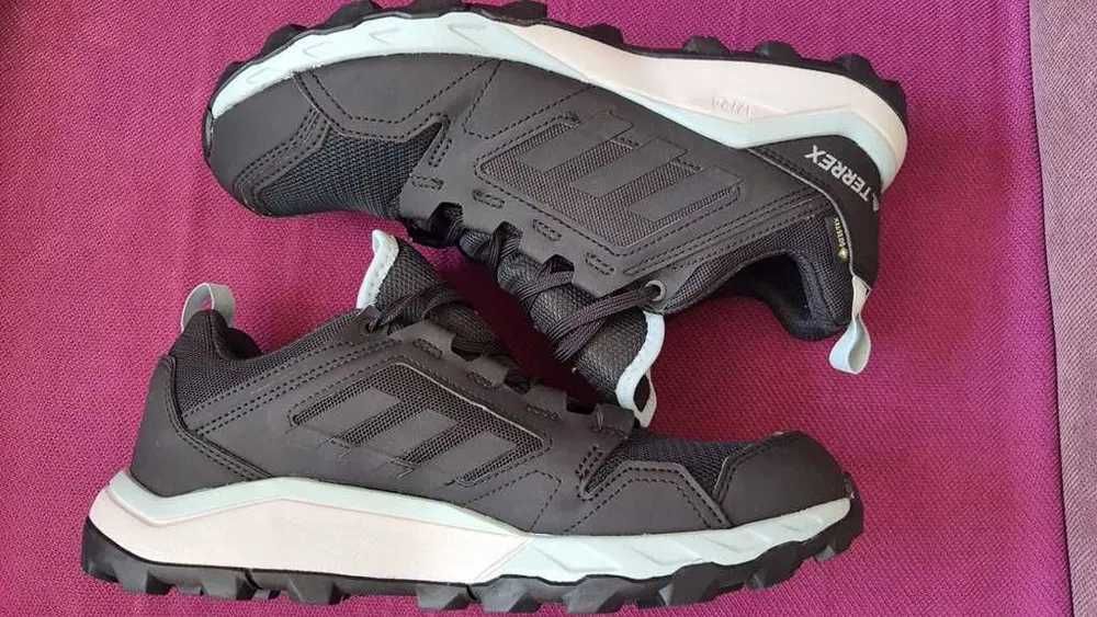 Adidasi trekking TERREX Agravic Traxion Gtx marimea 41 1/3 impecabili