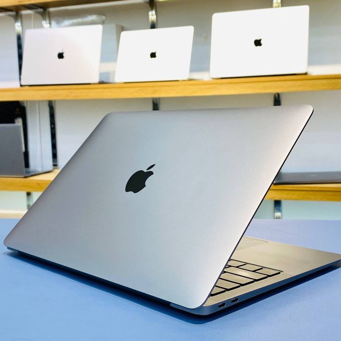 MacBook AiR M1. 13inch