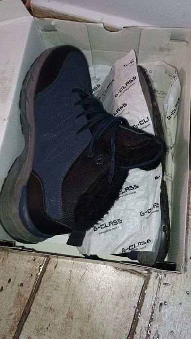 Нови зимни обувки