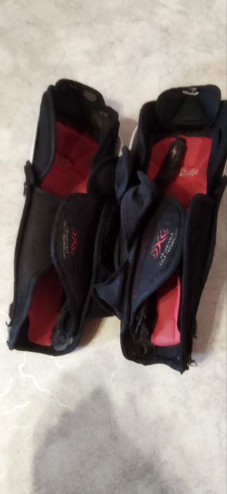 Продам хоккейную форму