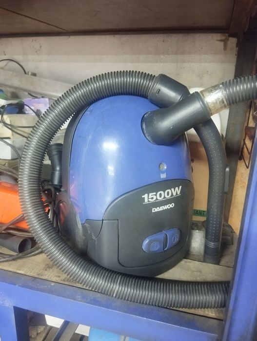 Продам Пылесос Daewoo