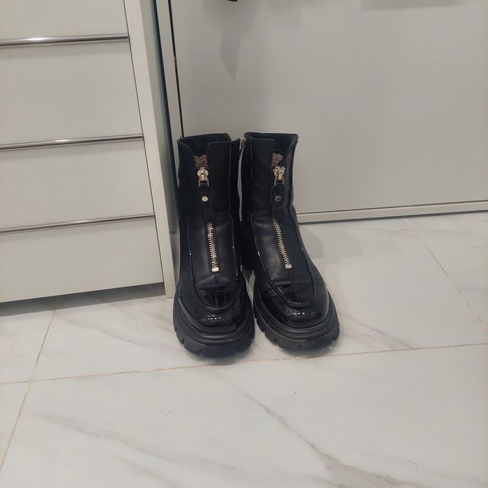 Продам женские зимние ботинки, натуралка