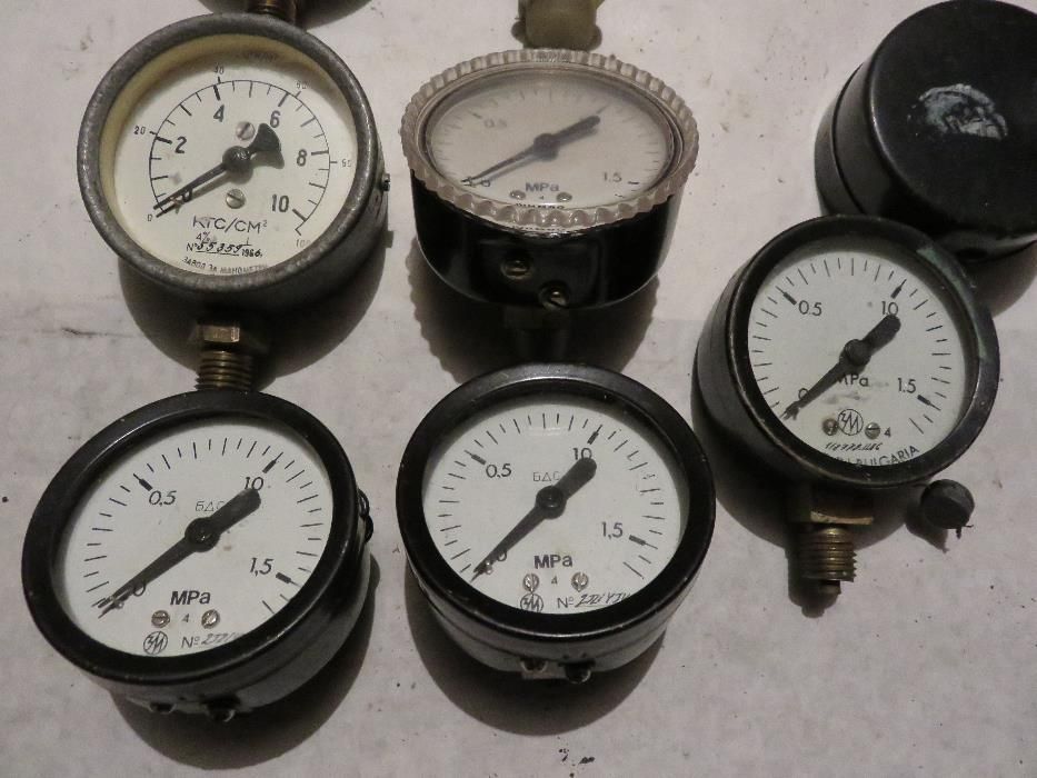 Манометри 15 атмосфери