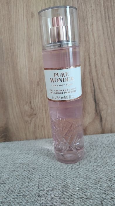 Spray corp parfumat - Bath&Body Works - Pure Wonder