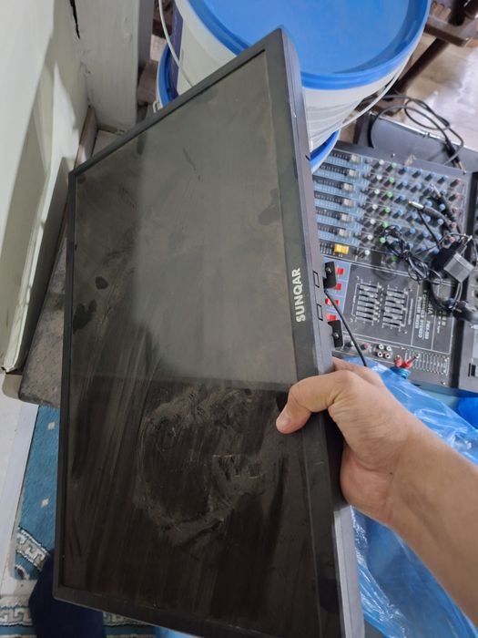 Продается калонки , монитор ,